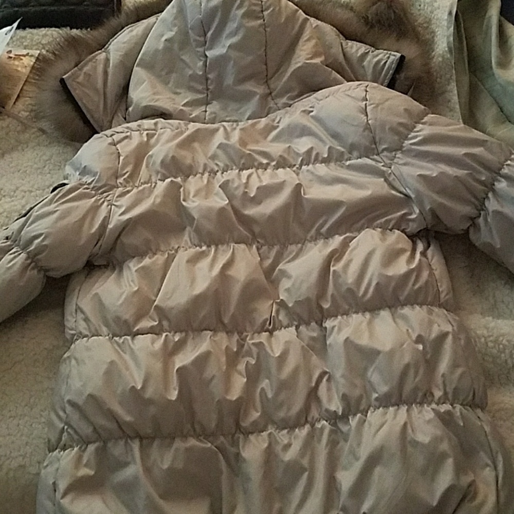 Kokomandy Down Jacket - Picture 6 of 7